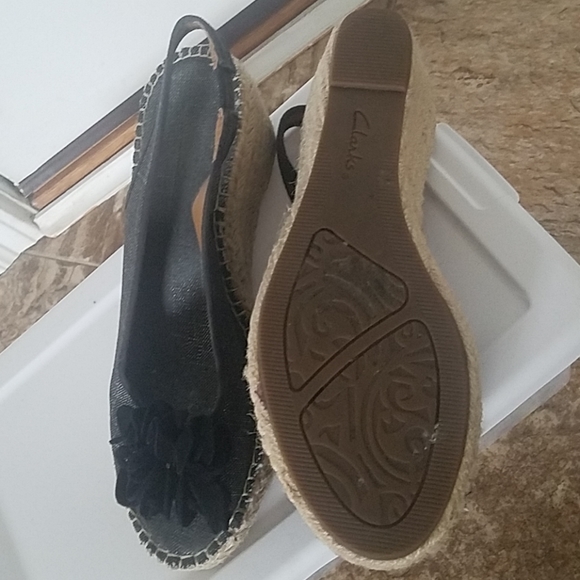 Sandals - Picture 3 of 5